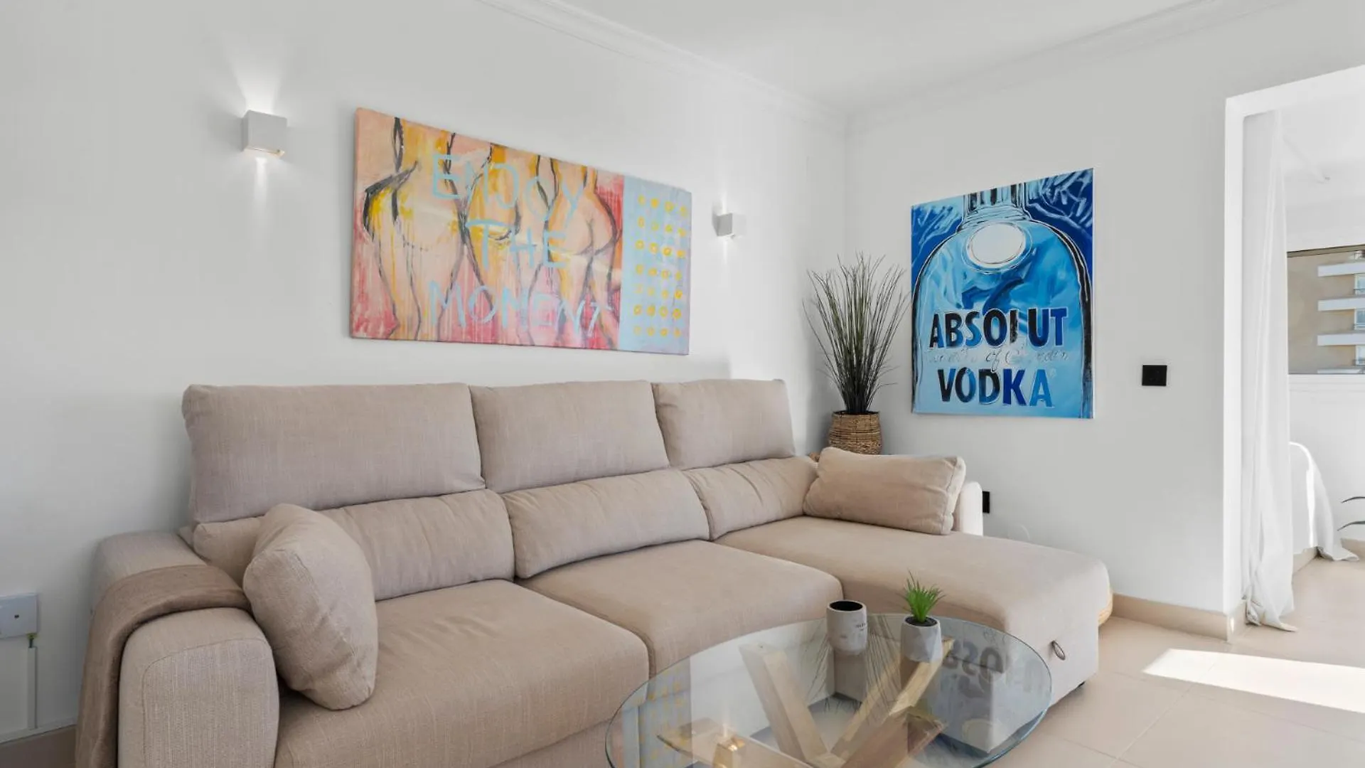 Penthouse Apartment In Benalmadena Costa, Beach - Seaview - Pool - 40M2 Private Terrace - One Bedroom - Sleeping Alcove 0*,  España
