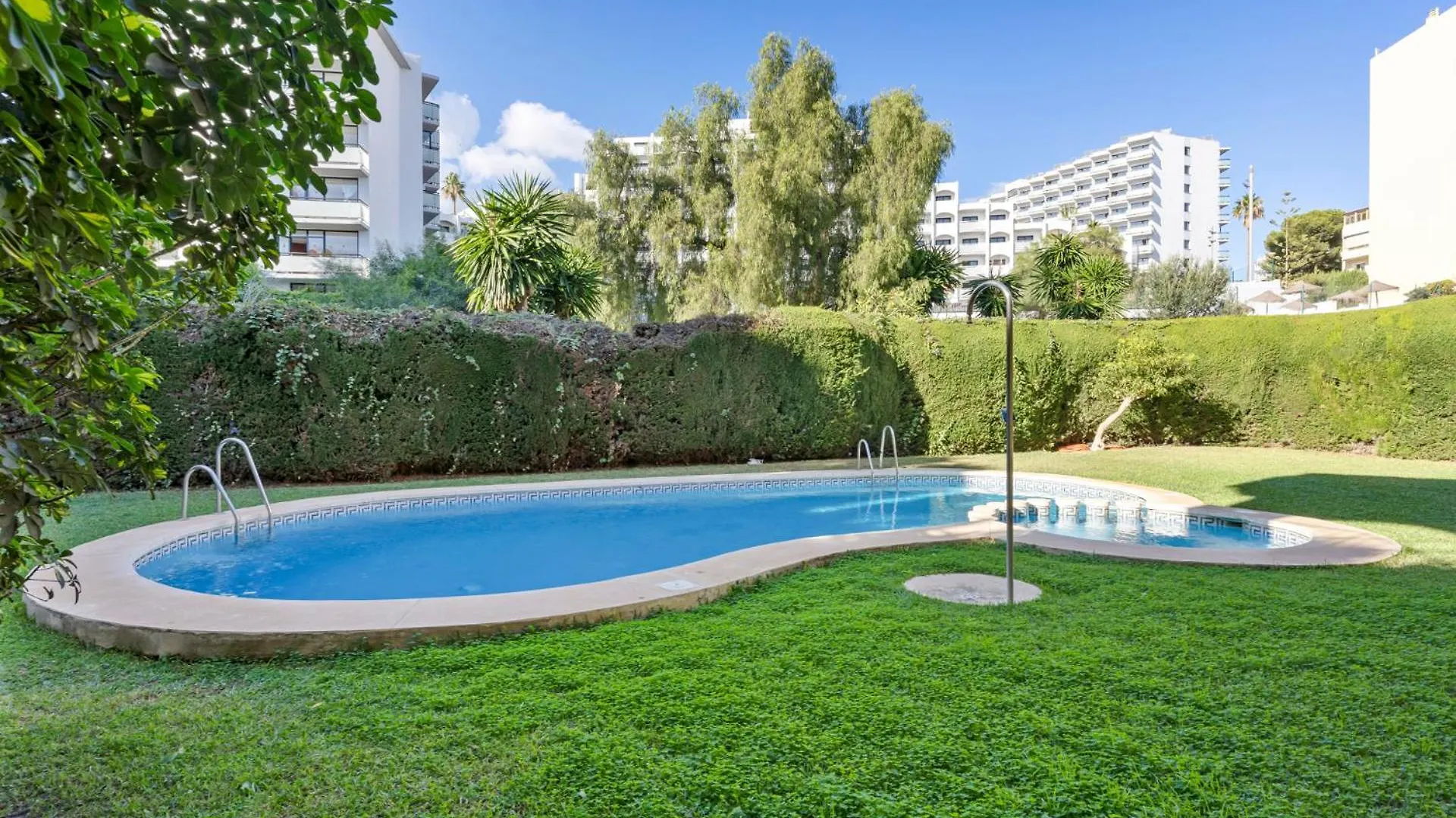 Penthouse Apartment In Benalmadena Costa, Beach - Seaview - Pool - 40M2 Private Terrace - One Bedroom - Sleeping Alcove 0*,